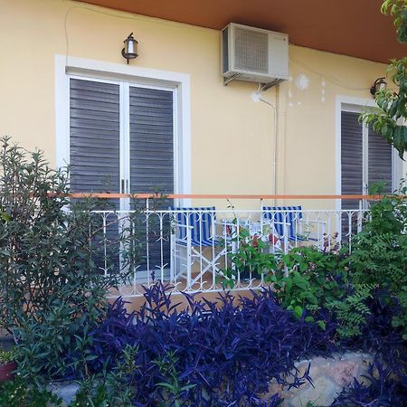 Mema'S Tranquil Studio In Patra - Free Parking Exteriér fotografie