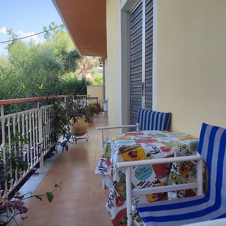 Mema'S Tranquil Studio In Patra - Free Parking Exteriér fotografie