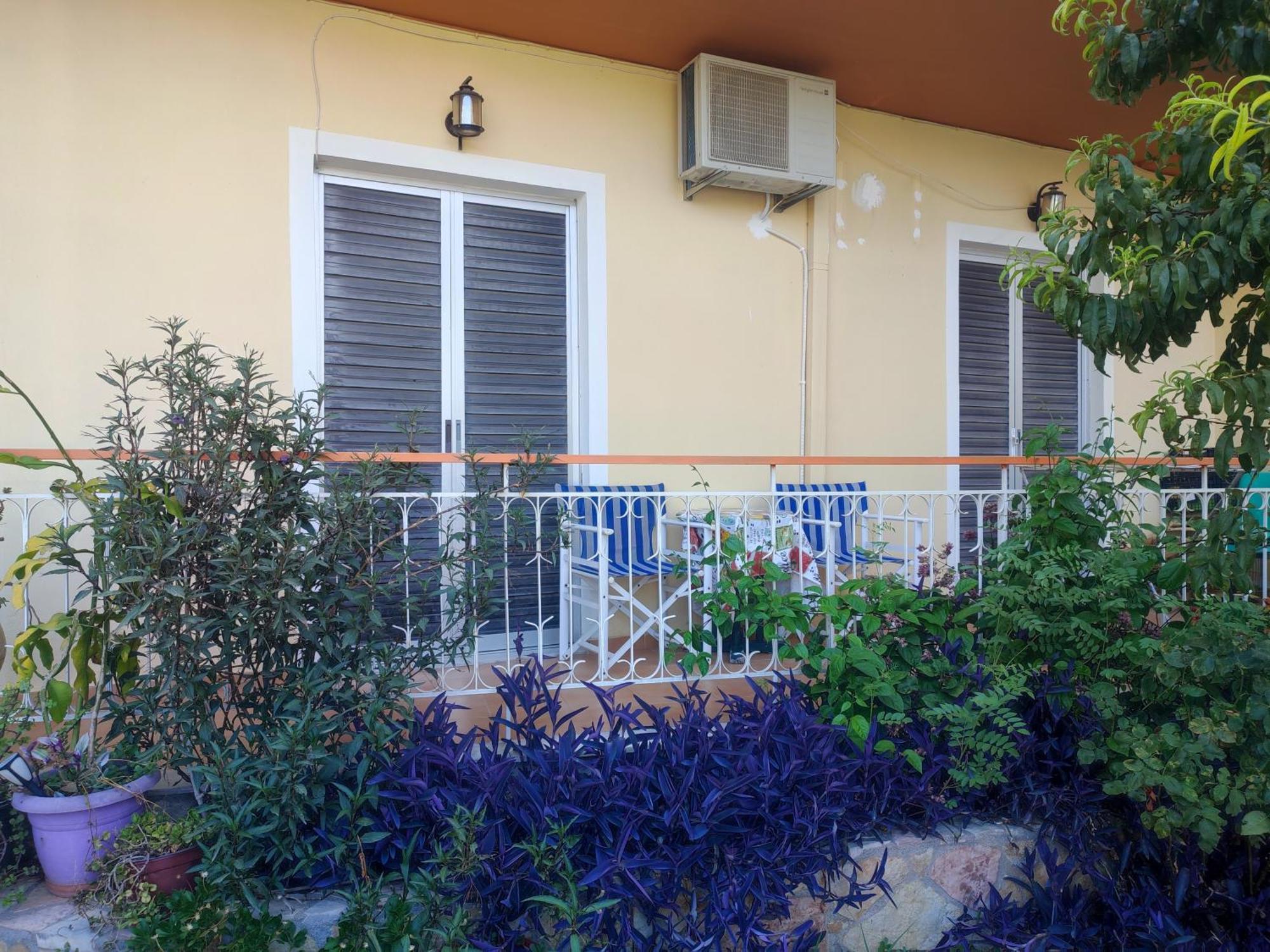 Mema'S Tranquil Studio In Patra - Free Parking Exteriér fotografie